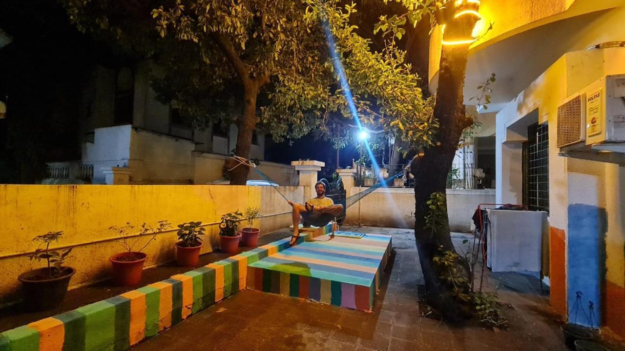 Rostel Backpackers Hostel بونة المظهر الخارجي الصورة